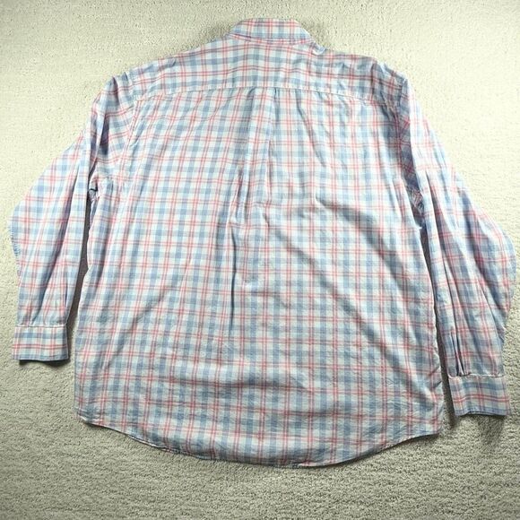 Vineyard Vines Classic Fit Tucker Button Down Shirt in Pink and Blue Plaid - US - Picture 6 of 10